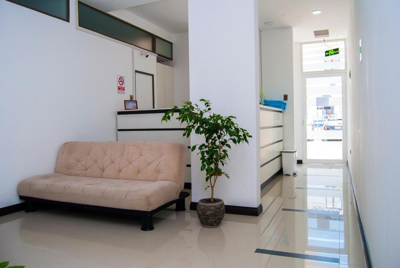 Hostal Lecher Iquique Exterior foto